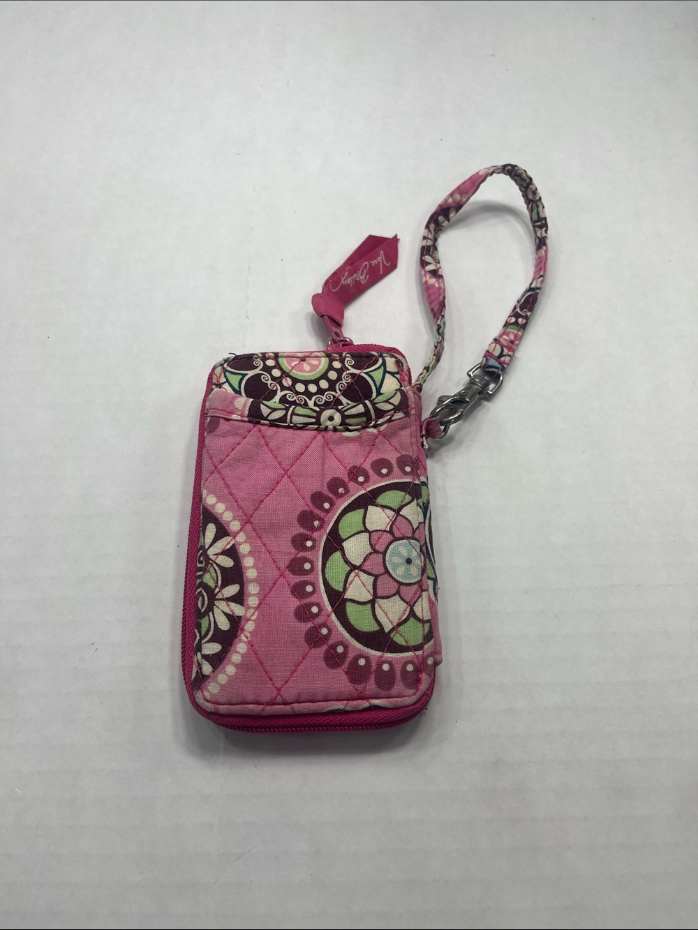 โจ Vera Bradley Pink Floral Wristlet Wallet ๐ธ๐ - Picture 2 of 5